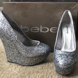 Bebe Glitter wedges